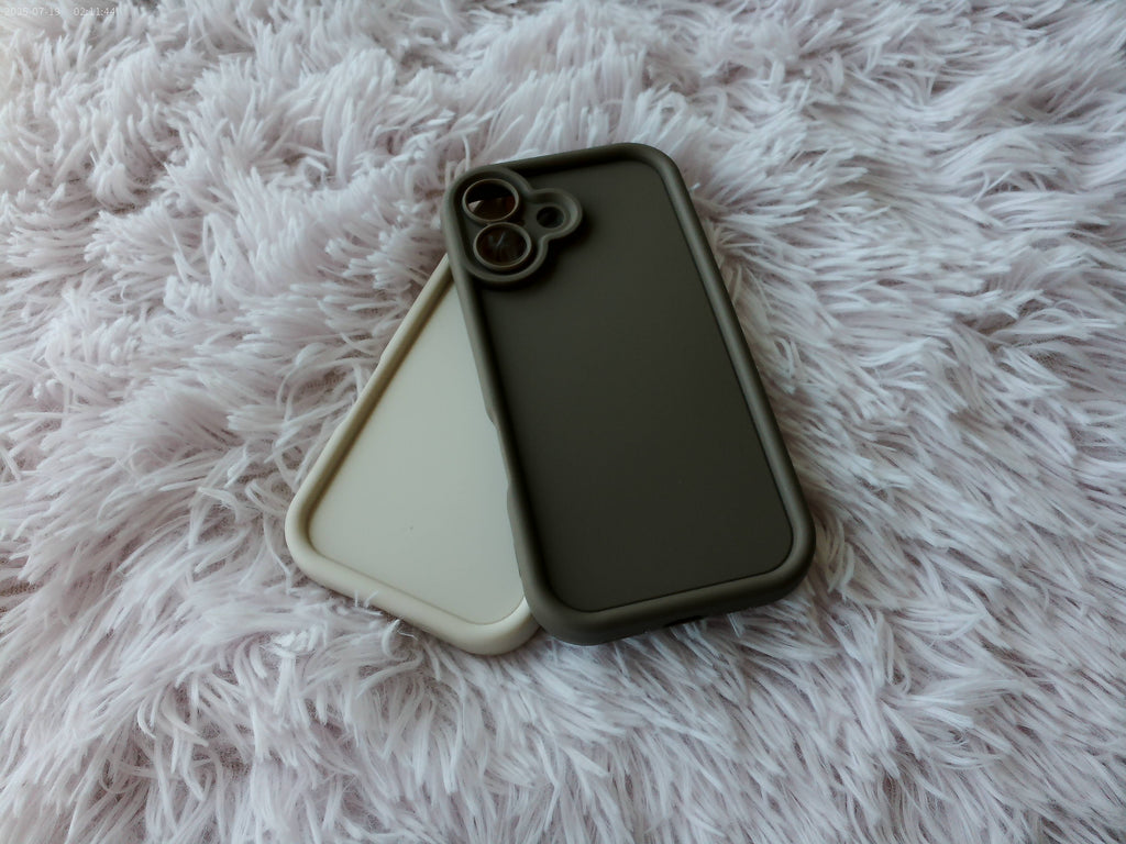 iPhone 16 Rubber Case